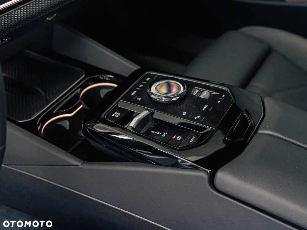 BMW Seria 5 - 12