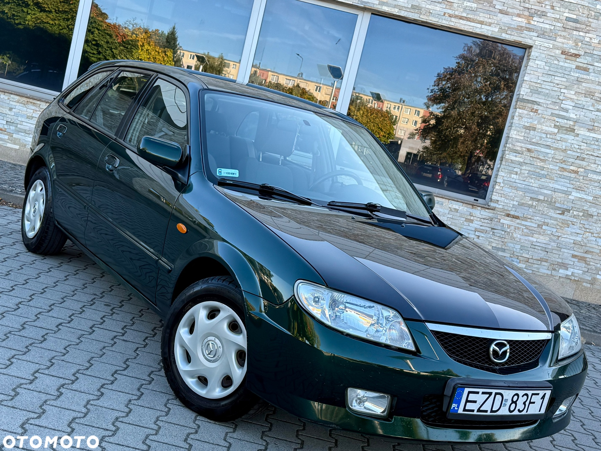 Mazda 323F 1.6 Exclusive - 39