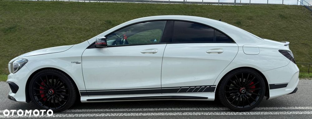 Mercedes-Benz CLA 45 AMG 4-Matic - 2