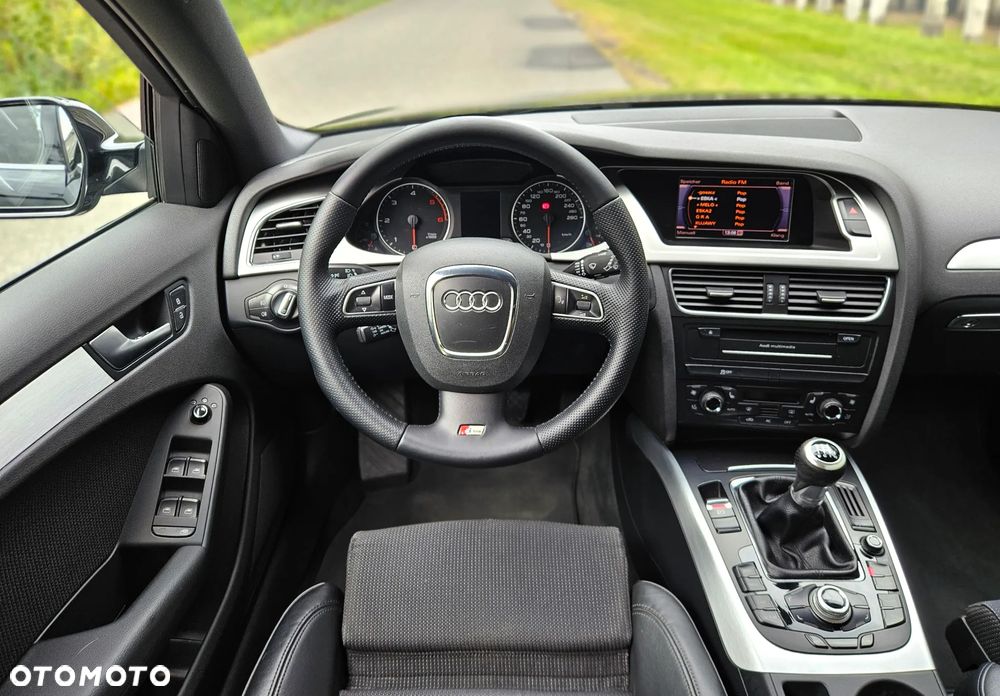 Audi A4 Avant 2.0 TDI - 12