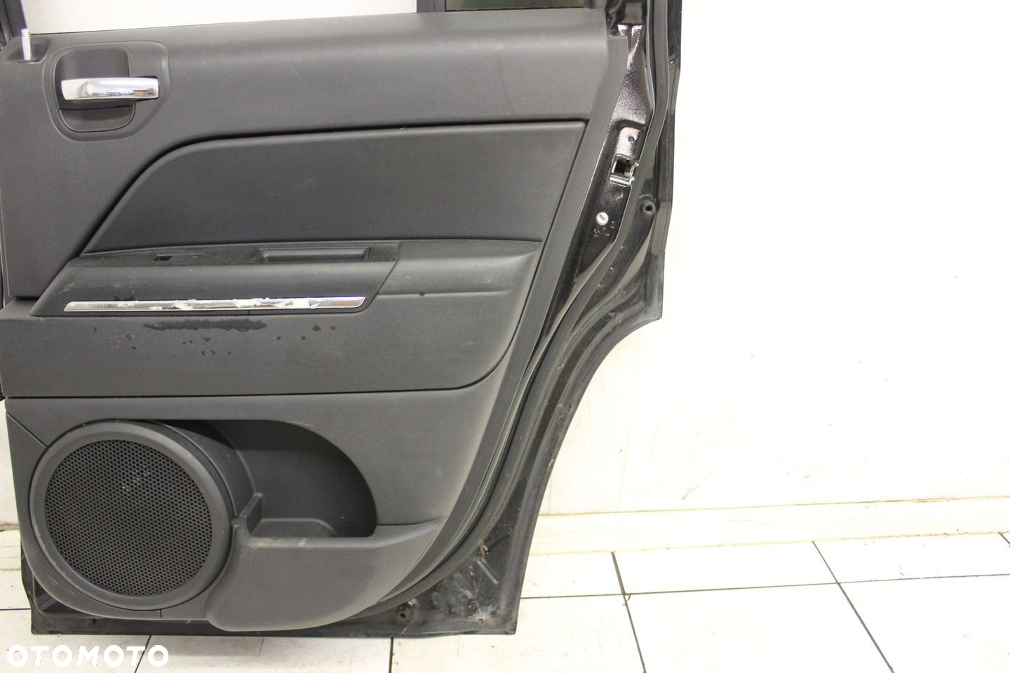 DRZWI PRAWE PRAWY TYŁ TYLNE JEEP PATRIOT 2006R- PXR - 11