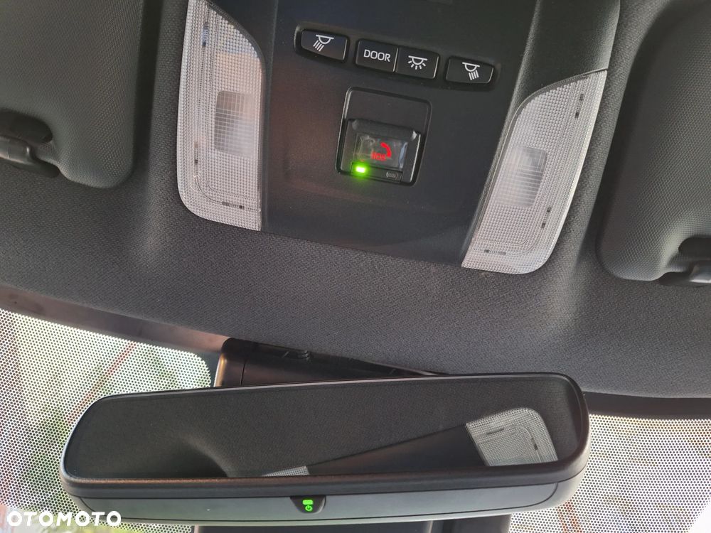 Toyota Corolla 1.8 Hybrid Comfort - 7