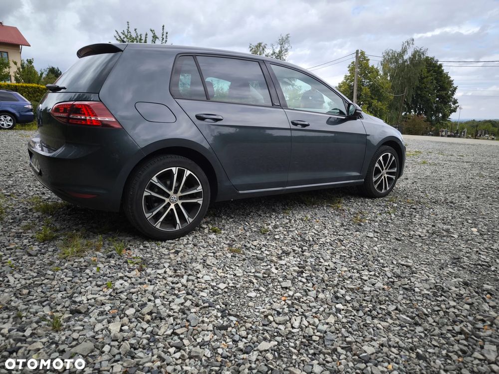 Volkswagen Golf 2.0 TDI BlueMotion Technology Allstar - 12
