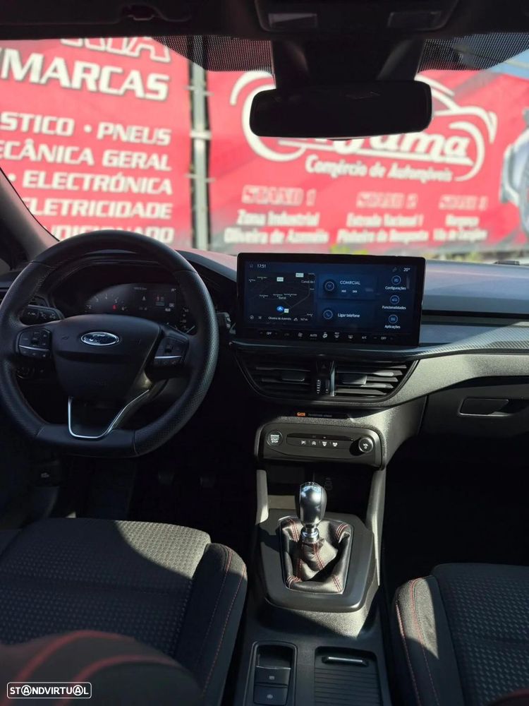 Ford Focus 1.0 EcoBoost MHEV ST-Line - 9