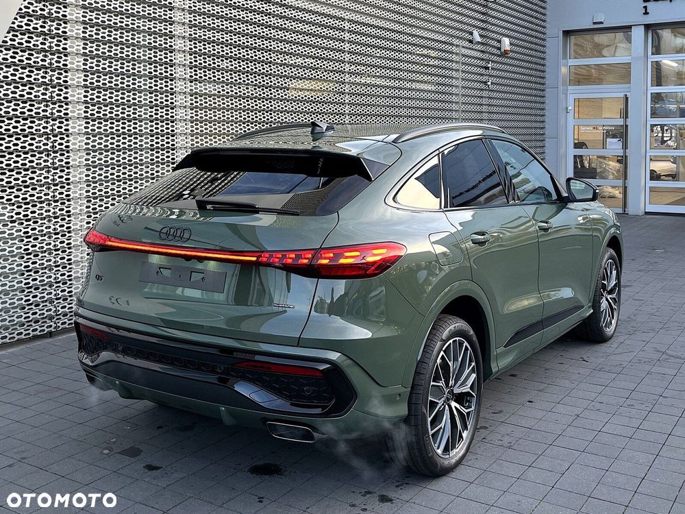 Audi Q5 Sportback - 10