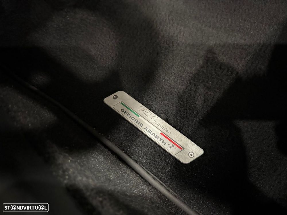 Abarth 124 Spider 1.4 T Multiair - 51