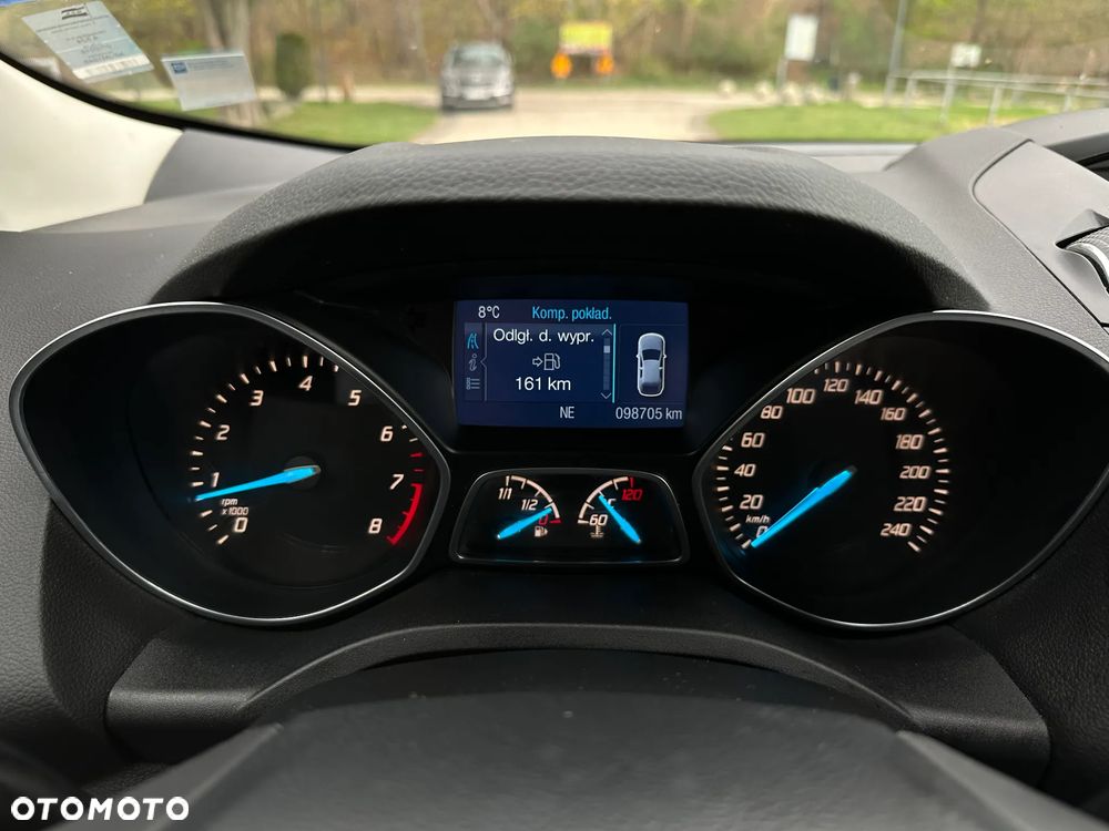 Ford Kuga 1.6 EcoBoost 2x4 Titanium - 17