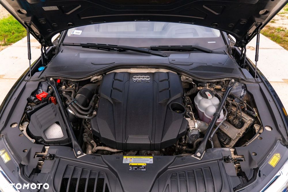 Audi A8 - 19