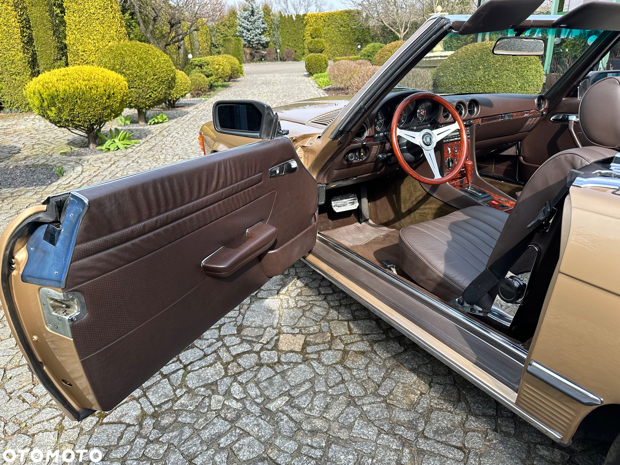 Mercedes-Benz SL - 13