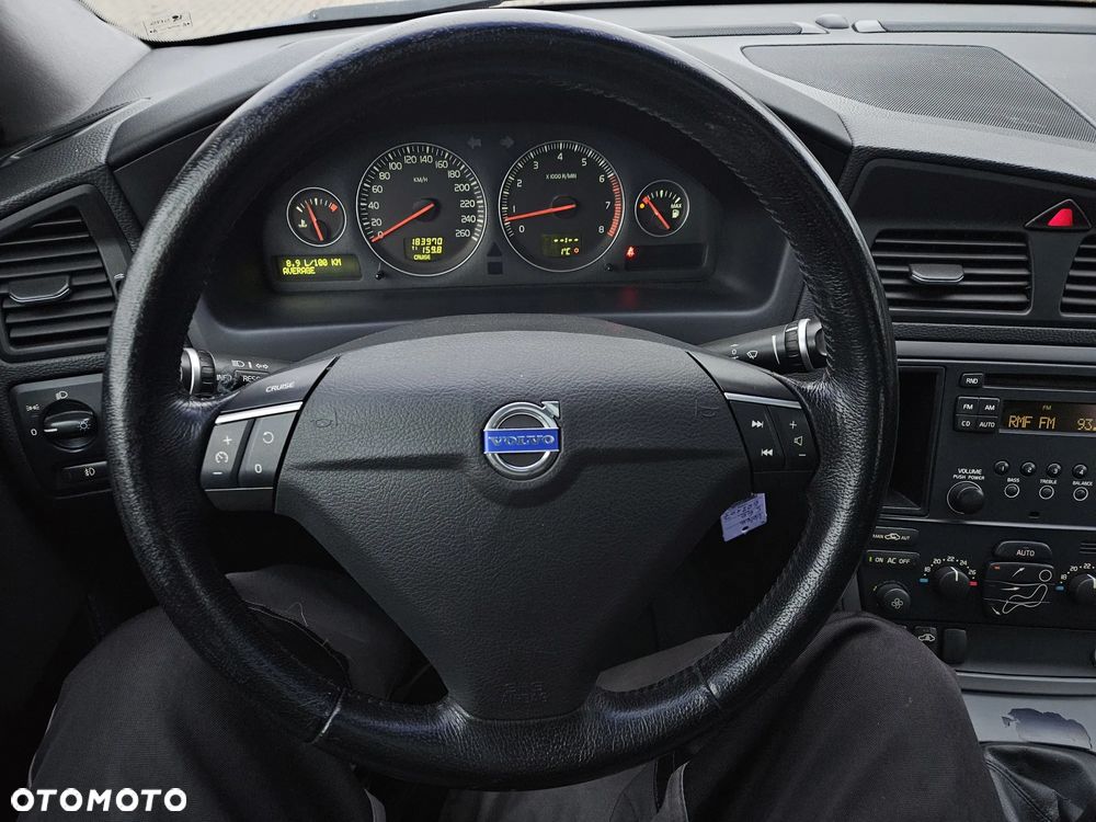 Volvo V70 2.0 T - 9