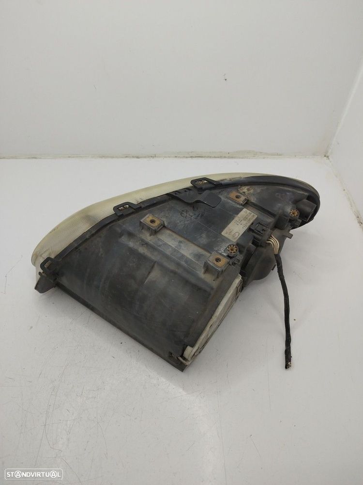 Farol/ Otica Dianteiro Dto Chrysler Voyager Iii (Rg, Rs) - 5