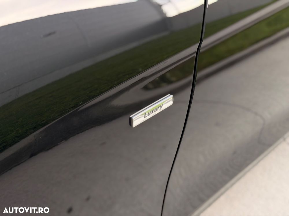 BMW Seria 3 320d Luxury Line - 22