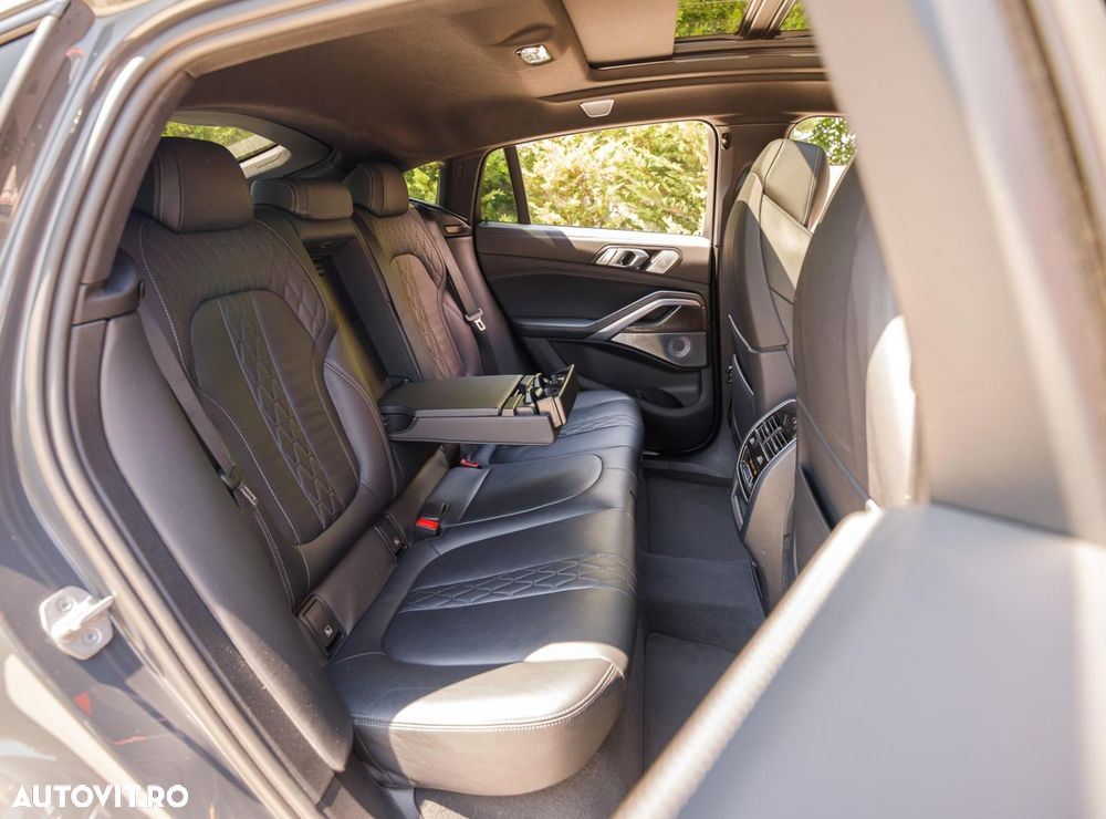 BMW X6 xDrive40d AT MHEV - 16
