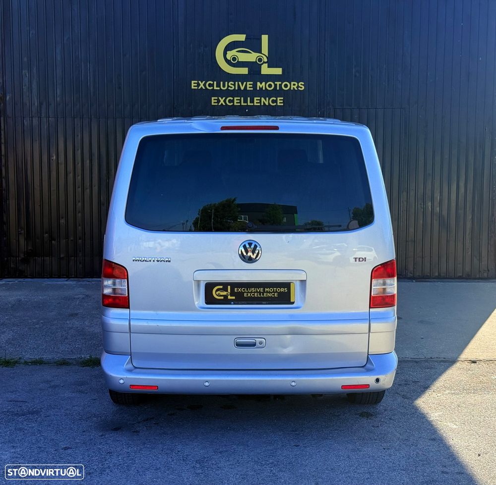 VW Multivan 2.5 TDi Highline - 7