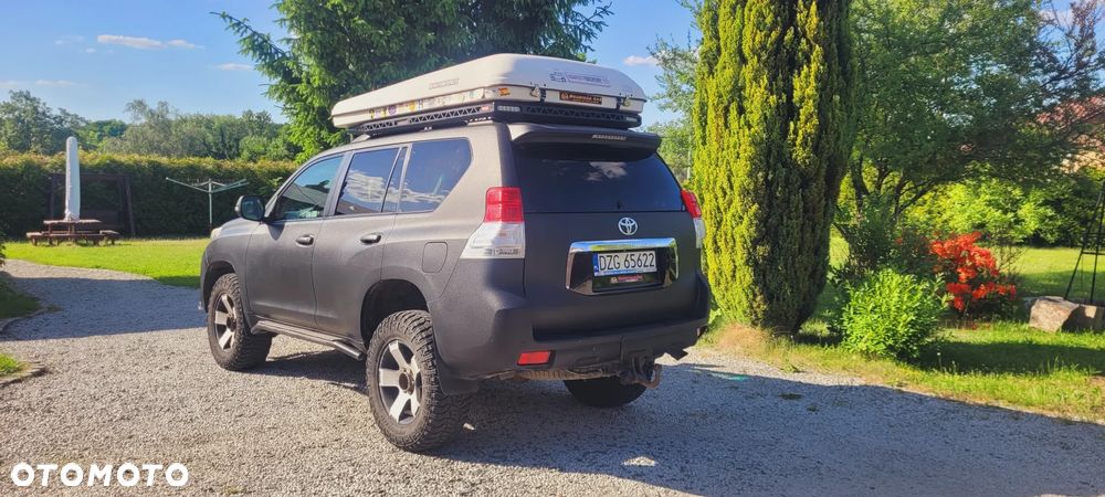 Toyota Land Cruiser LC 3.0 D-4D Luna - 2