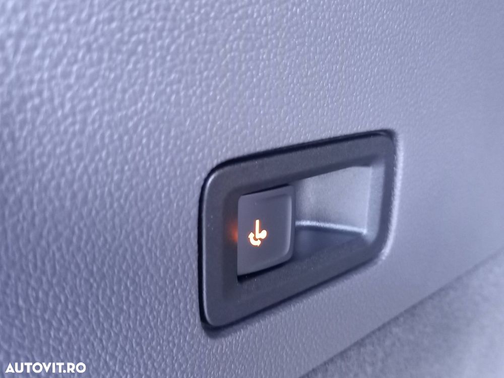 Volkswagen Multivan L 2.0 TDI DSG 110KW Style - 32