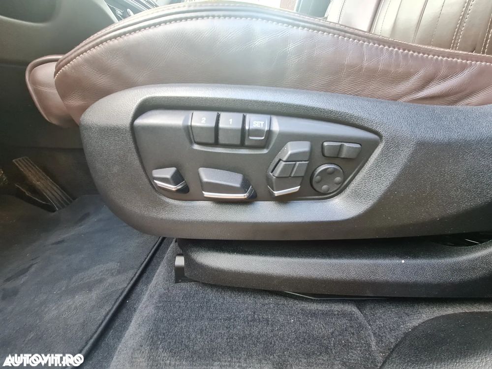 BMW X5 xDrive40e - 32