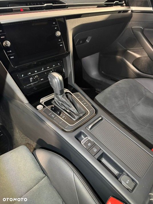 Volkswagen Arteon 2.0 TSI R-Line DSG - 9