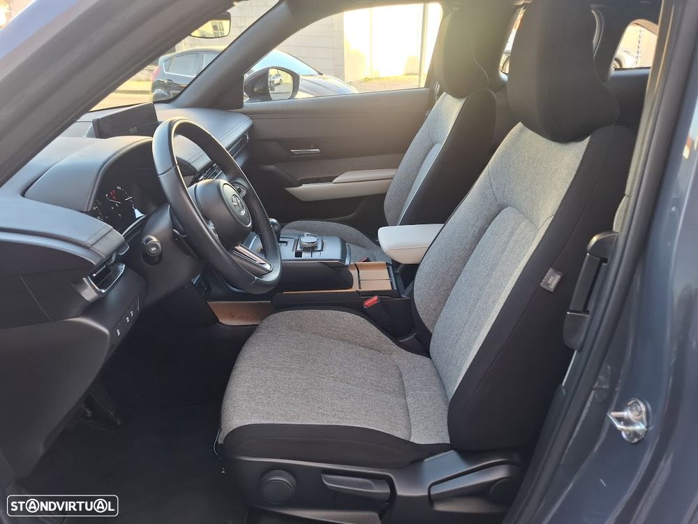 Mazda MX-30 e-SKYACTIV EXCLUSIVE-LINE - 25