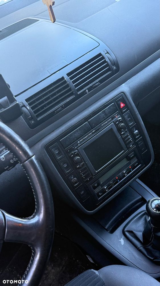 Volkswagen Sharan 2.0 TDI Highline - 8