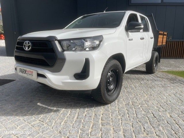 Toyota Hilux 2.4 D-4D 4WD CD CM - 3