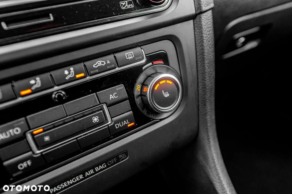Volkswagen Golf 1.4 TSI Highline - 31