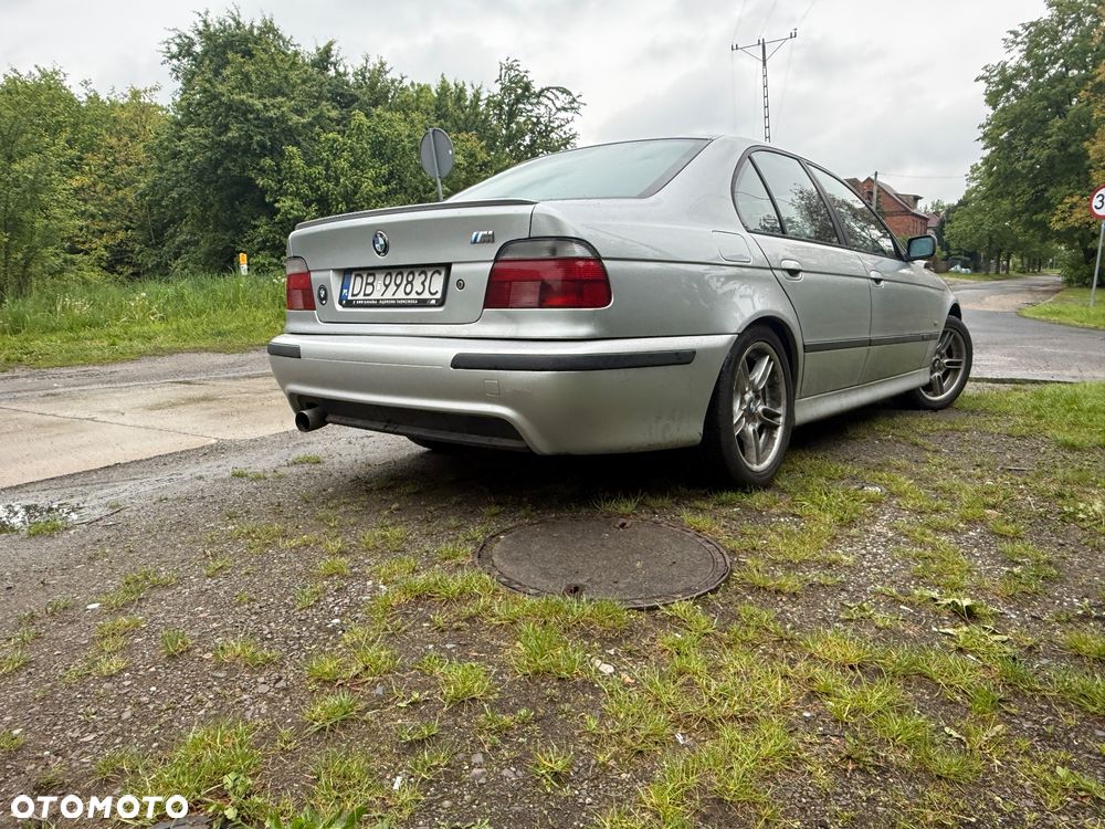 BMW Seria 5 523i - 5