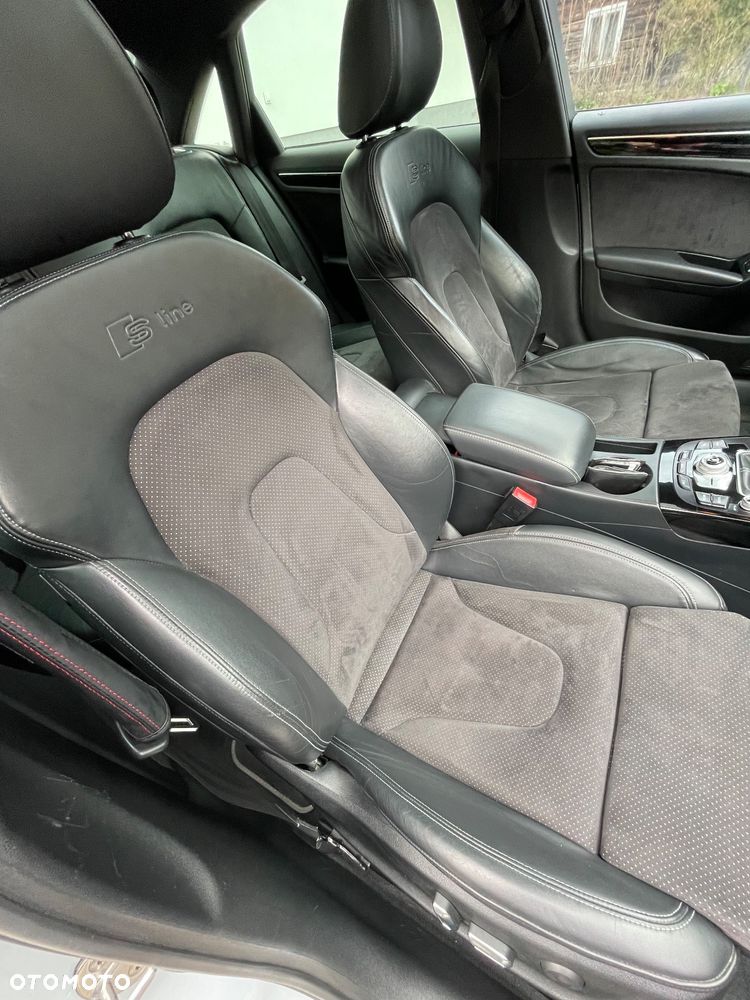 Audi A4 Limousine 2.0 TFSI Quattro - 11