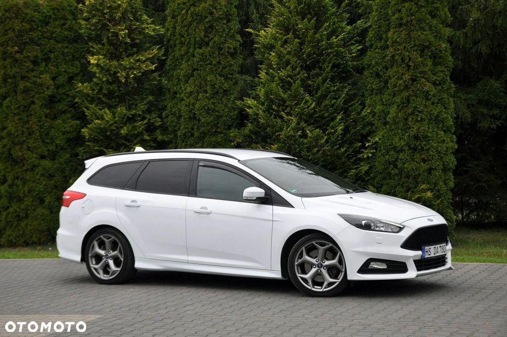 Ford Focus 2.0 TDCi ST - 4
