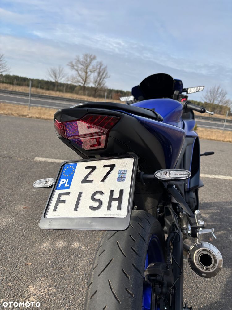 Yamaha R3 - 22
