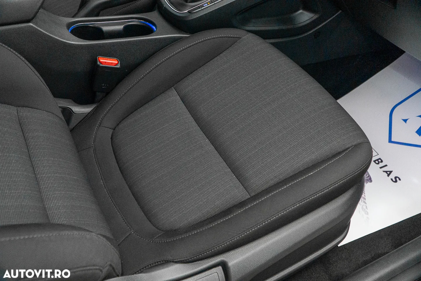 Hyundai KONA 1.0 T-GDI 120 CP 6MT 2WD Highway - 39