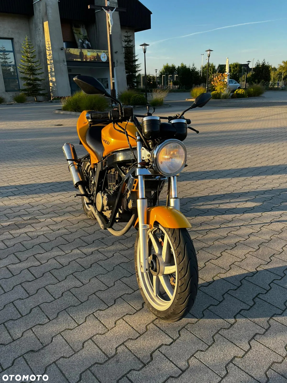 Hyosung GT Comet - 11