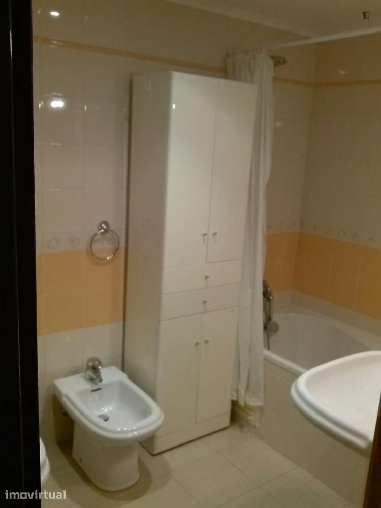 Quarto - localizado em Olivais Lisbon - Grande imagem: 2/17