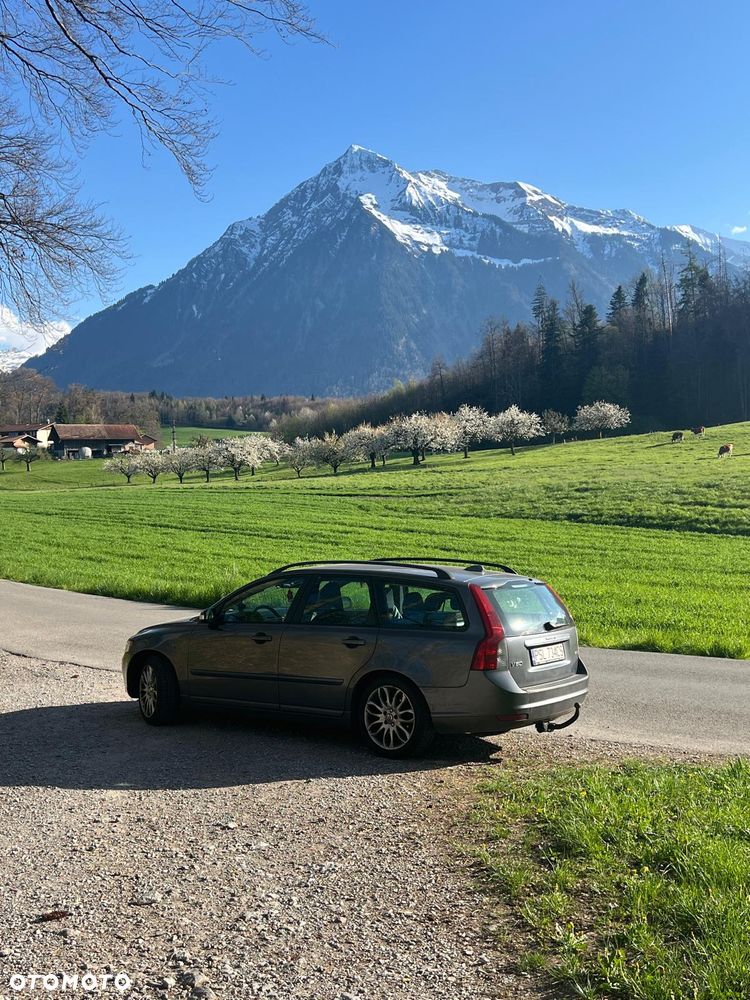 Volvo V50 2008 photo 2