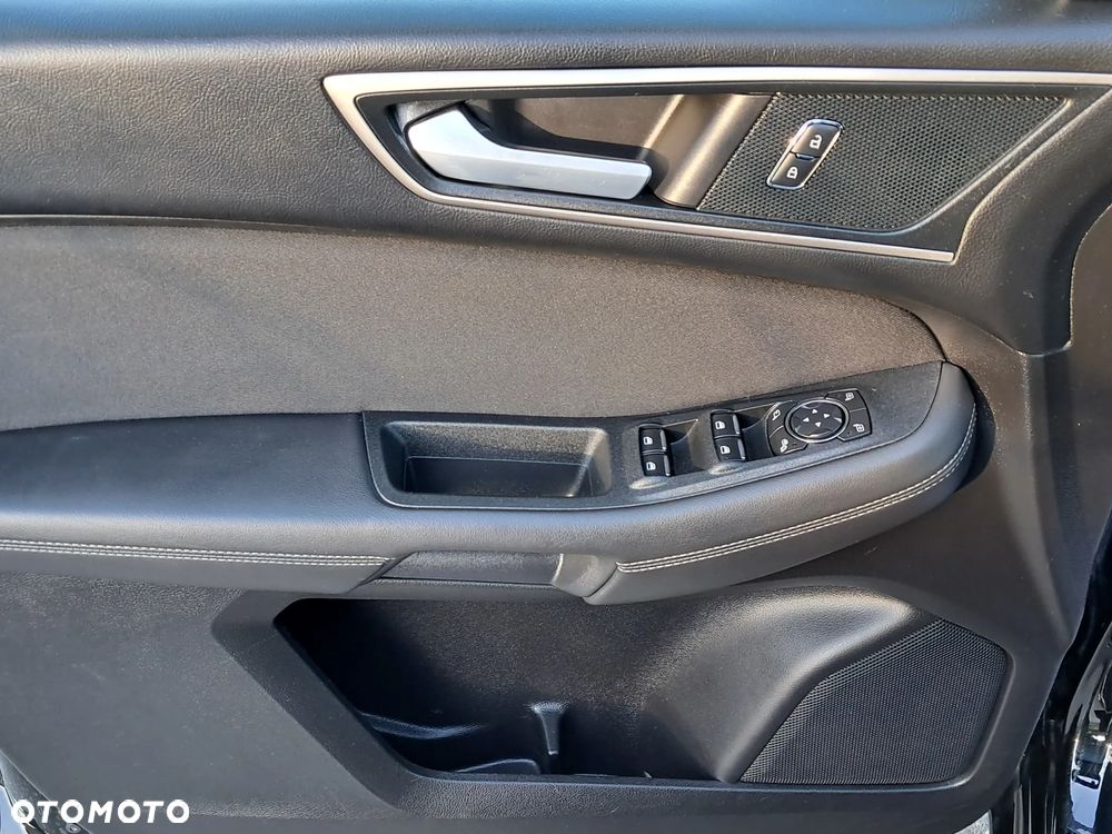 Ford S-Max - 27