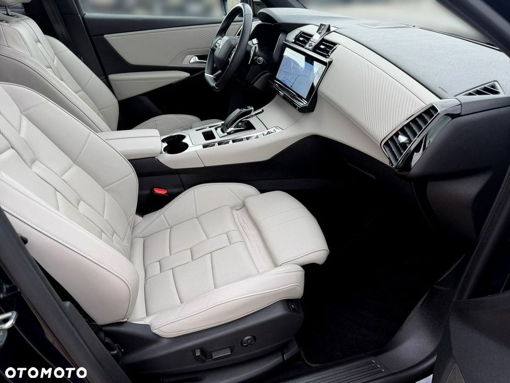 DS Automobiles DS 7 Crossback - 24