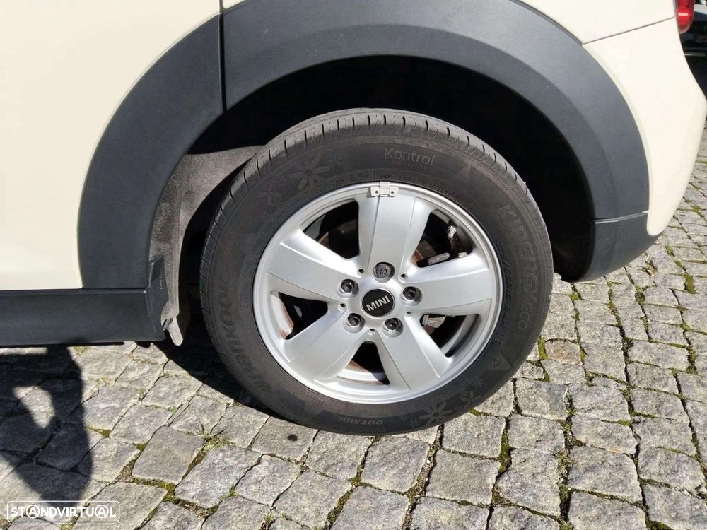 MINI 5 Portas One D - 12