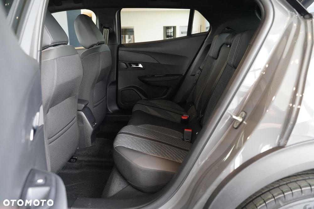 Peugeot 2008 PureTech mHEV Allure e-DCS6 - 9