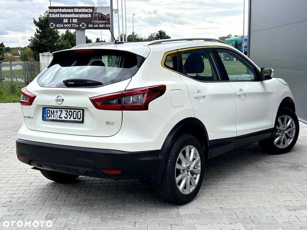 Nissan Qashqai - 12