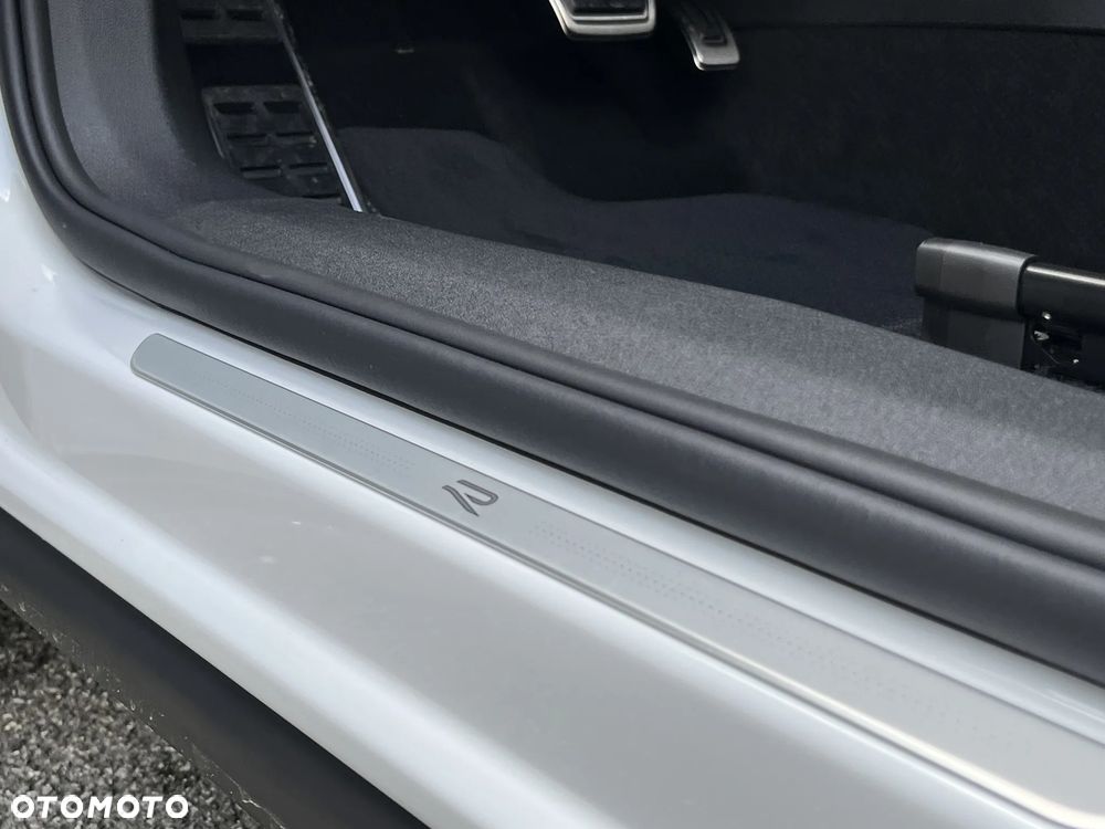 Volkswagen Tiguan 2.0 TDI R-Line Plus DSG - 29