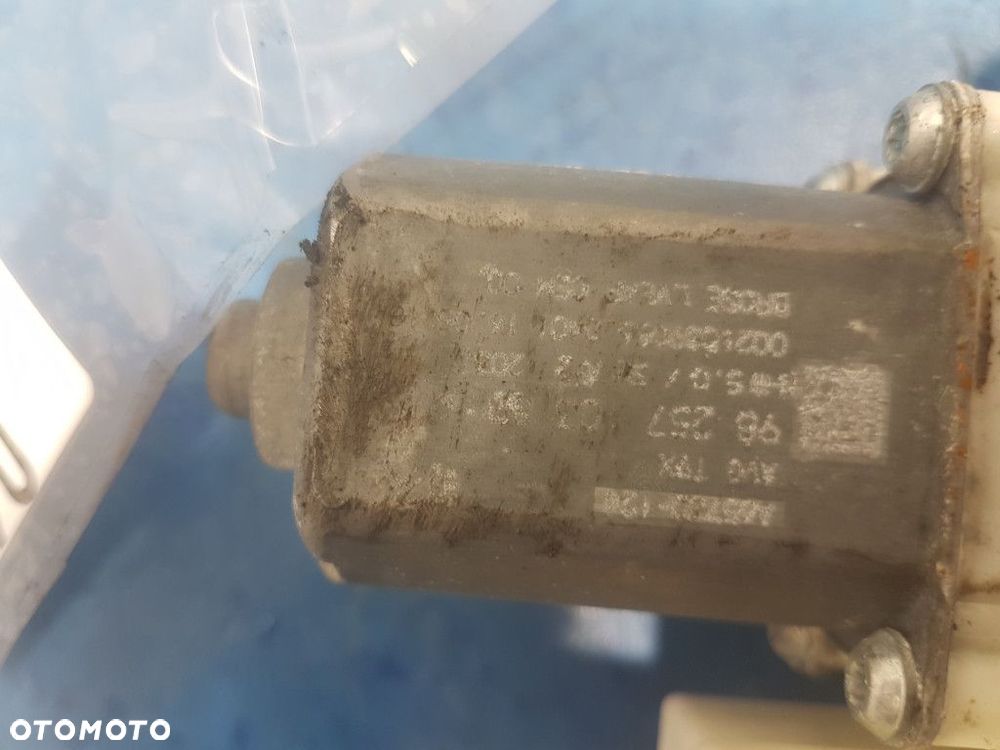 PEUGEOT 308 II T9 LIFT PODNOŚNIK SZYBY PRZÓD LEWY - 3