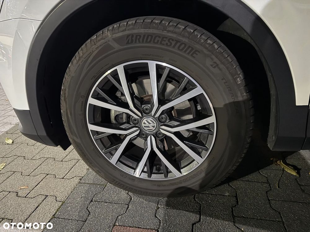 Volkswagen Tiguan 1.5 TSI EVO Comfortline DSG - 9