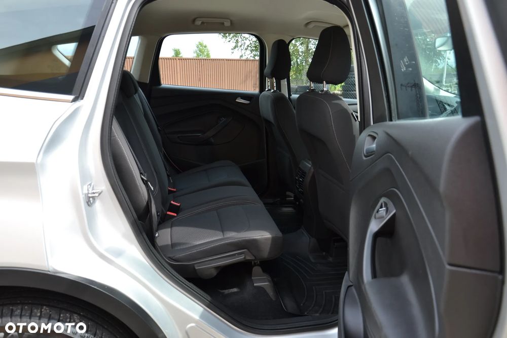 Ford Kuga 2.0 TDCi 4WD Titanium - 33