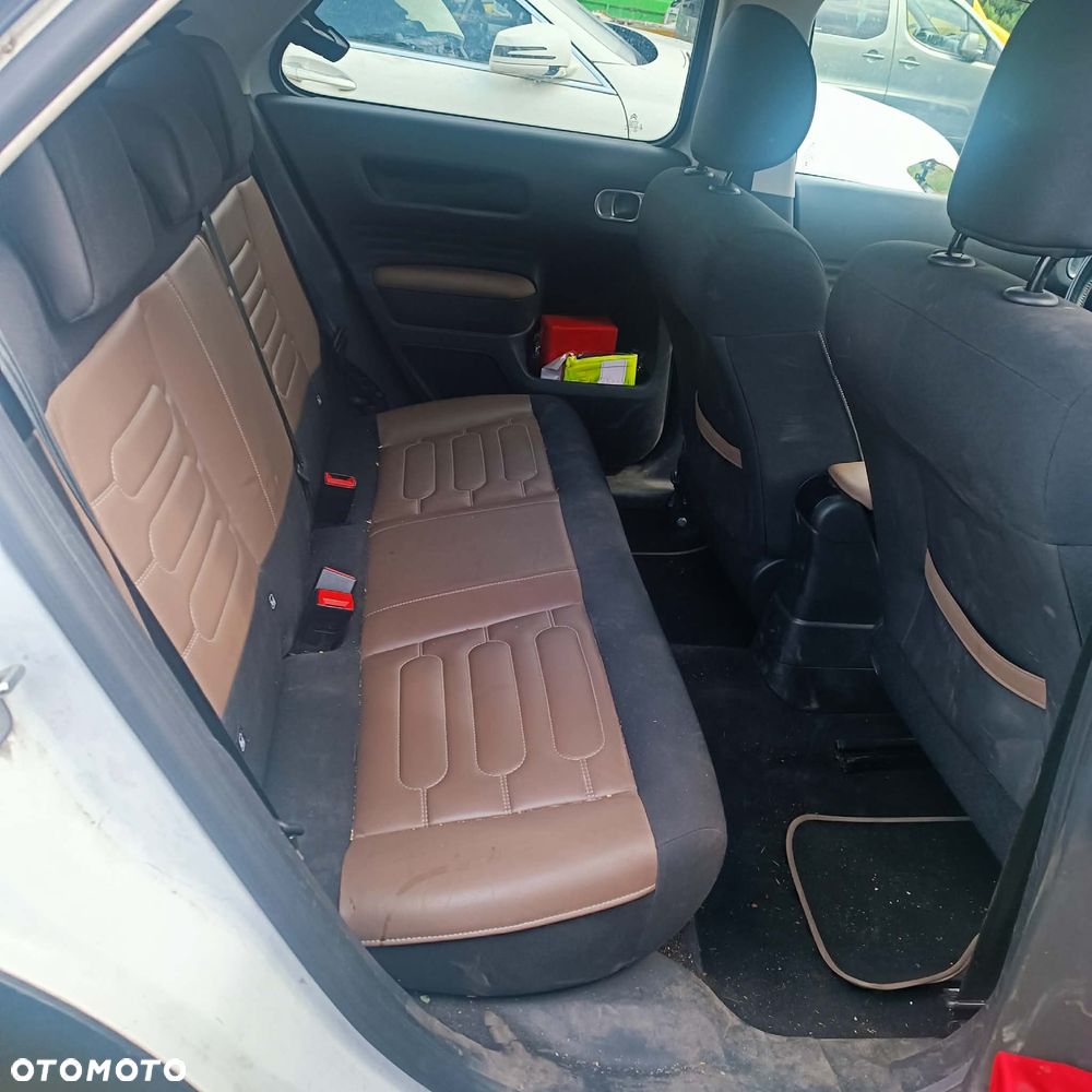 Citroën C4 Cactus 1.2 PureTech Shine - 13