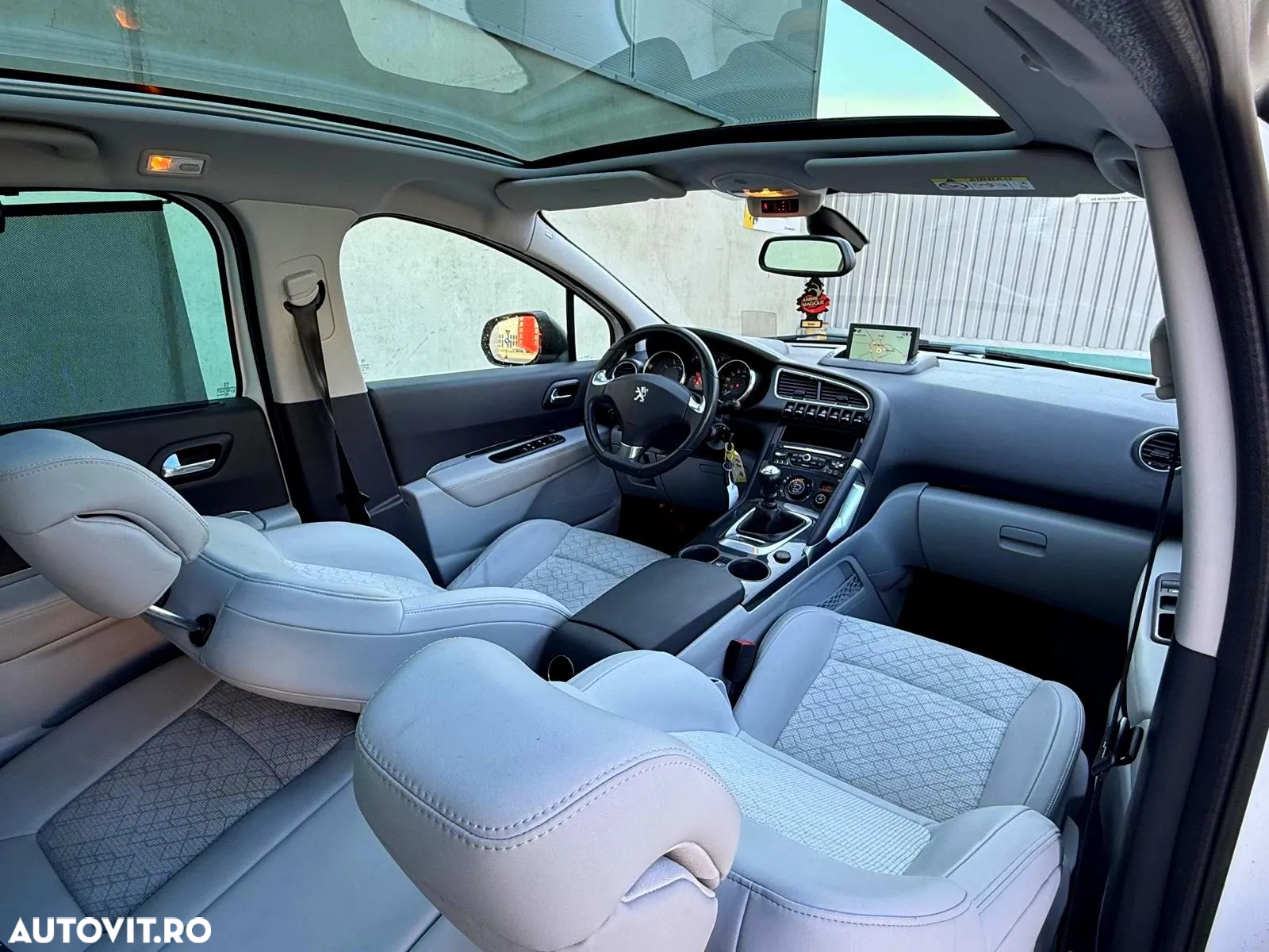 Peugeot 3008 155 THP Allure - 11
