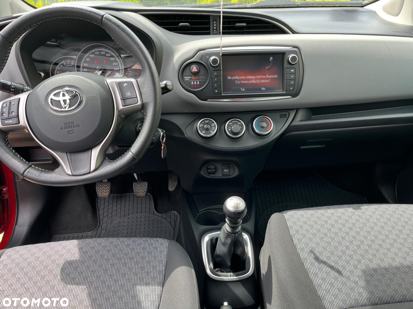 Toyota Yaris 1.33 Premium - 6