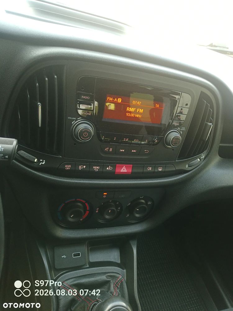 Fiat Doblo 1.4 16V Easy - 8