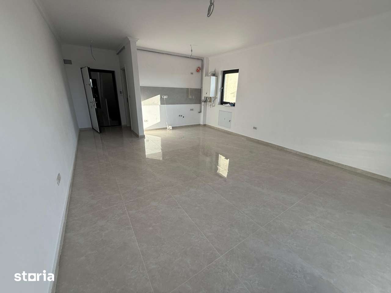 APARTAMENT 2 CAMERE - BRAYTIM - GATA INTABULAT — fotografia 1