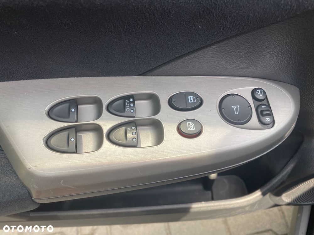 Honda Civic 1.8 Comfort - 27