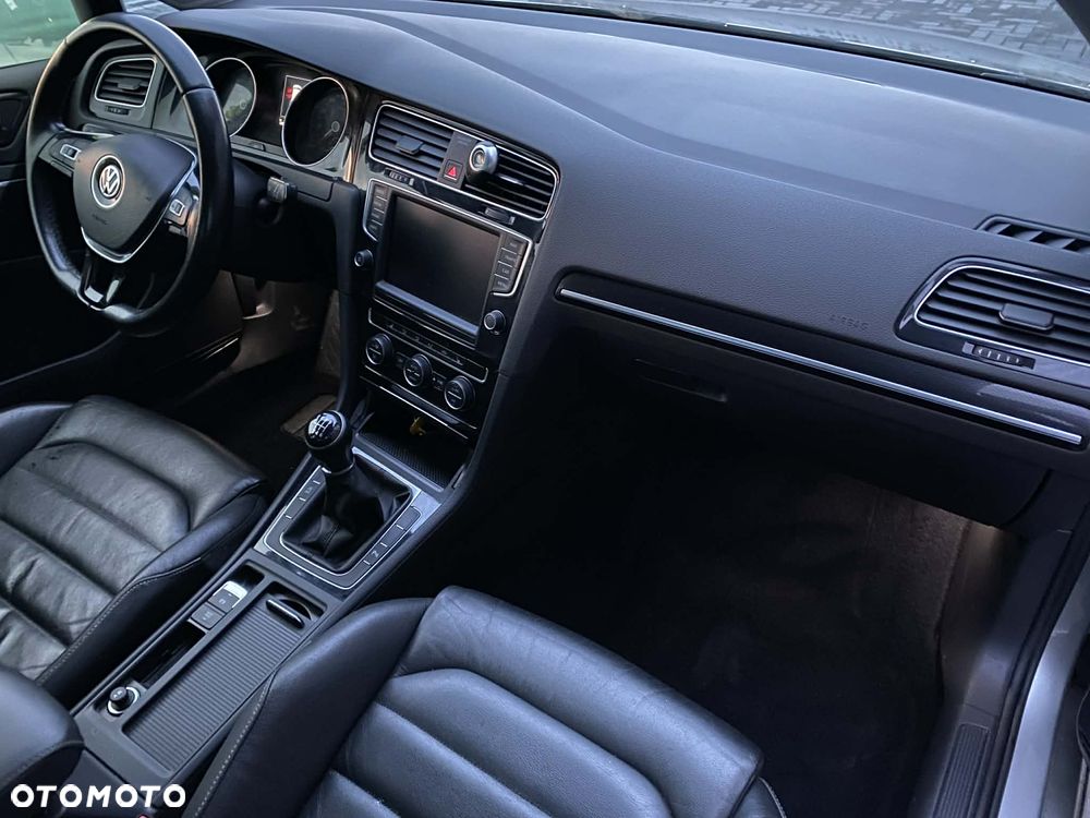 Volkswagen Golf 2.0 BlueTDI Highline - 10